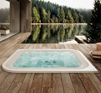Jacuzzi Virtus postavitev poglobljenega na podestu terase